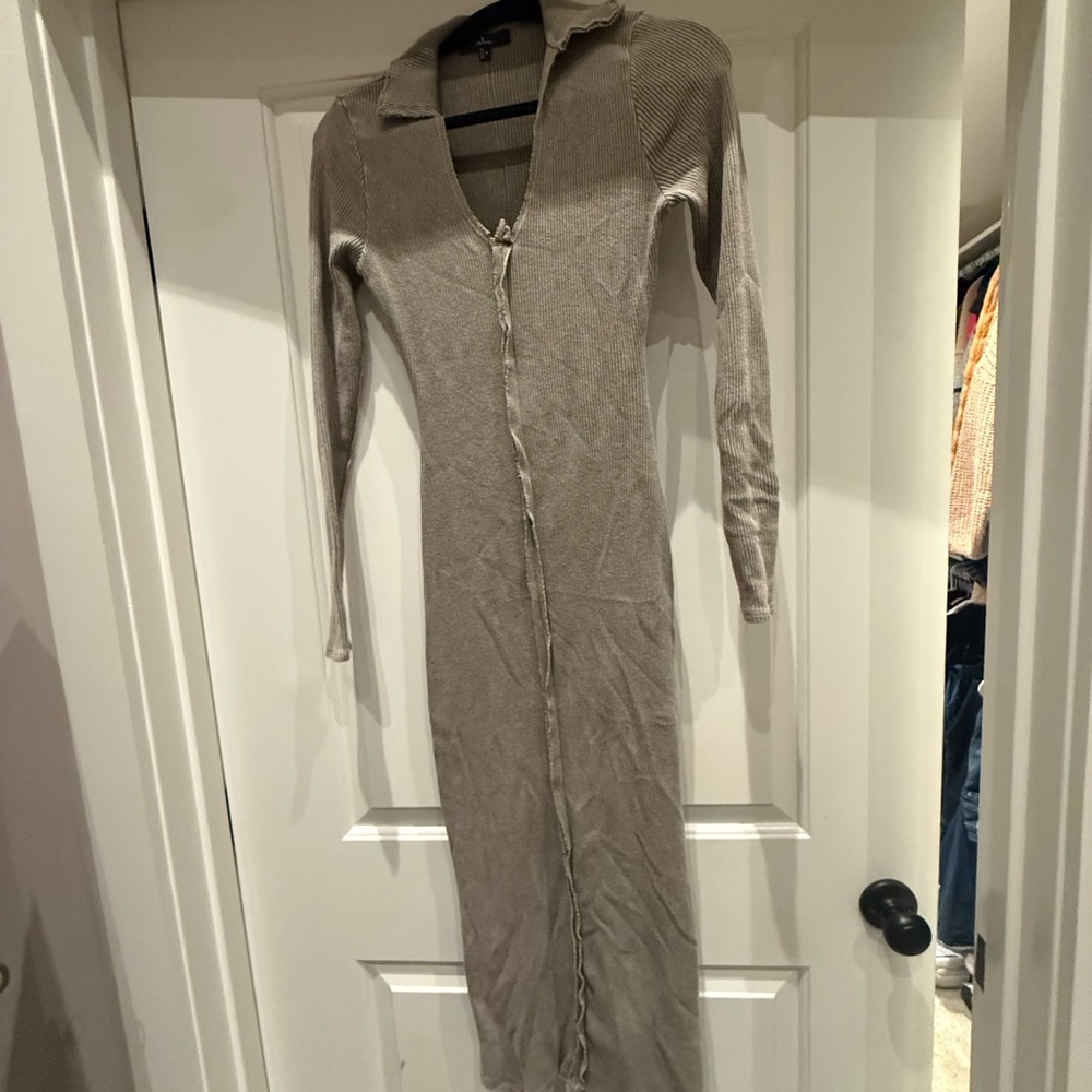 Lulu's Long Sleeve Maxi Dress